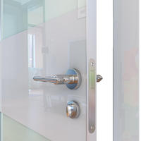 Двери шумоизоляционные глянцевые ДО-608 шумоизоляционная дверь глянцевая с алюминиевой кромкой